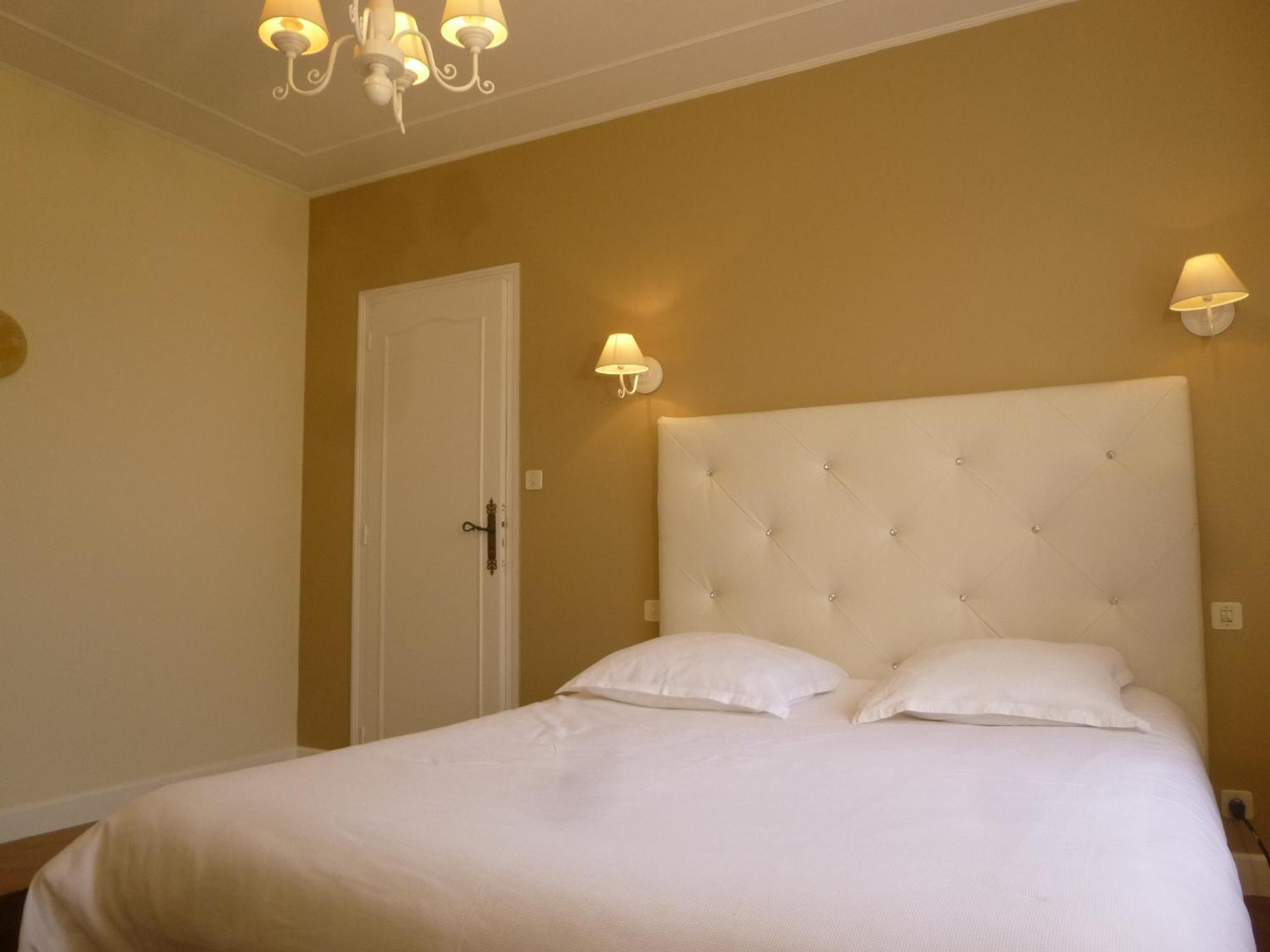 เอตัป เซน Hotel Illiers-Combray ภายนอก รูปภาพ